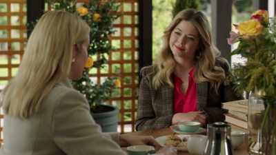 She could overlay her own
personal geography - Pretty Little Liars: The Perfectionists