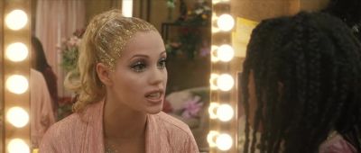 She couldn't have seen it - Showgirls