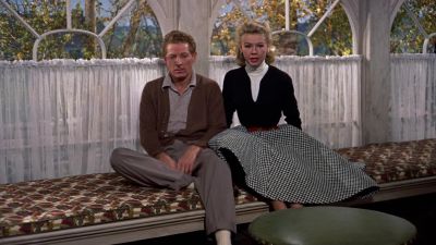 She couldn't sleep - White Christmas