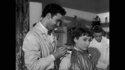 She cuts her hair, which is
already a huge emancipation. - Audrey