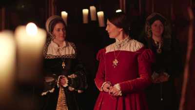 She decides to ally
herself with Catholic Spain - The Game of Crowns: The Tudors