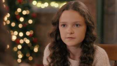 -She did?
-Mhm. - The Secret Gift of Christmas