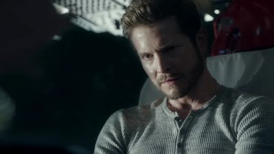 She didn't even flinch.
What did you sedate her with? - The Resident
