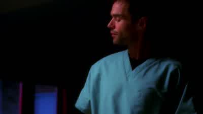 She didn't shoot him. - NCIS