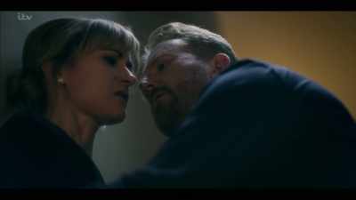She didn't steal the ring. - Cheat