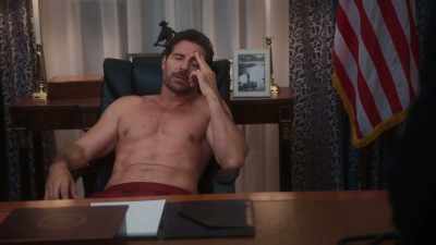 SHE DOES THIS THING WITH HER...
NEVER MIND. - Tyler Perry's The Oval