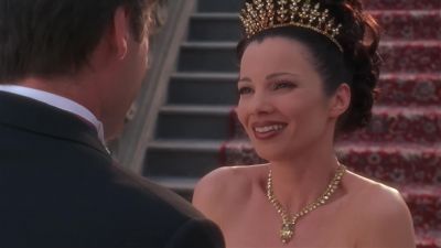 She doesn't know what to say - The Beautician and the Beast