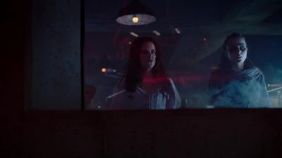 She doesn't like it, not one bit. - 12 Monkeys