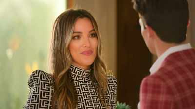 She doesn't see you every day like I do.
So that's all. - Selling The OC