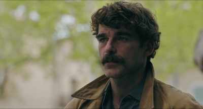 She doesn't want to admit that,
she doesn't want to hurt me, - Monsieur Spade