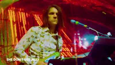 ♪"She Don't Use Jelly"
by The Flaming Lips♪ - The Flaming Lips Space Bubble Film