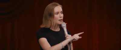 She and everyone around me
began to sing. - Hannah Einbinder: Everything Must Go