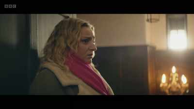 SHE EXHALES SHAKILY - Am I Being Unreasonable?