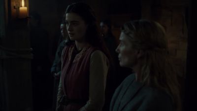 She feels my father's loss. - The Last Kingdom