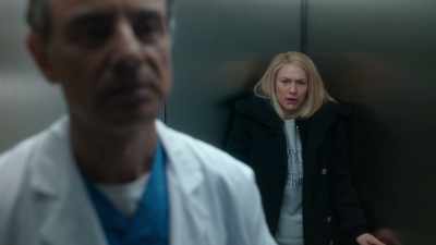 She had four floors to say
to him, "Look what you did. - Fleishman Is in Trouble