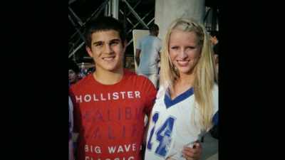 She was frien-- good friends
with Johnathan, - Outcry