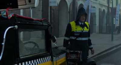 She is gone.
- Yes. But if I closed my eyes ... - Gaston Lagaffe
