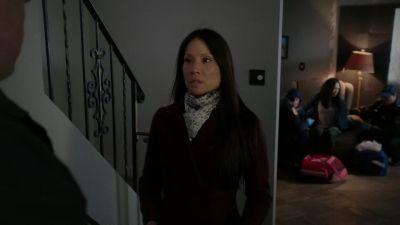 She gonna be okay? - Elementary