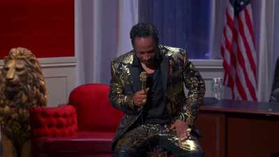 She got cobwebs on it
and everything is fresh. Saran Wrap. - Katt Williams: Great America