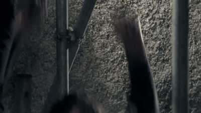 SHE GRUNTS - Celebrity SAS: Who Dares Wins
