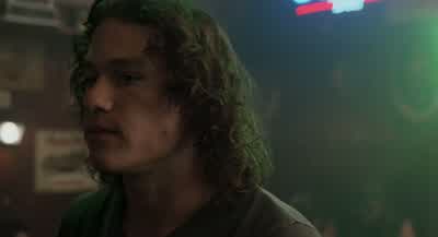 She has a pair of black underwear. - 10 Things I Hate About You