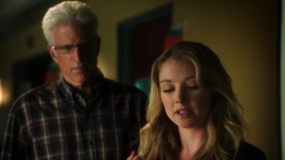 She has, uh...
ligature scarring - CSI: Crime Scene Investigation