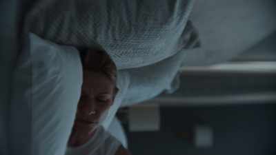 She was home. Finally. - Fleishman Is in Trouble