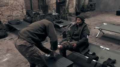 SHE HUMS ROCKY THEME SONG - Celebrity SAS: Who Dares Wins