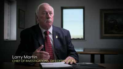 She had information
that her boyfriend - Homicide Hunter: Devil in the Mountains