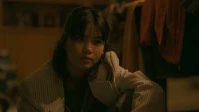 She just always felt like
a completely different person. - Paper Girls