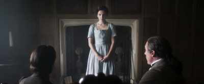 She just needs rest,
peace and quiet. - Carmilla
