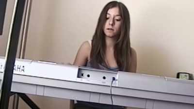 She just played it all by ear, - Death by Fame