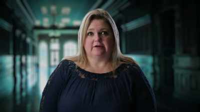 She was just screaming, cussing us, - Haunted Hospitals