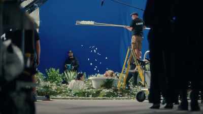 She just has that certain
je ne sais something, you know? - Geek Girl