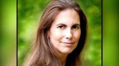 She was keith's pimp
for decades... - The Lost Women of NXIVM