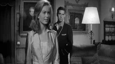 She knew about Simon, all that time. - Paranoiac
