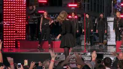 She knew Scooter expected her
to sit down and shut up - Taylor Swift vs Scooter Braun: Bad Blood