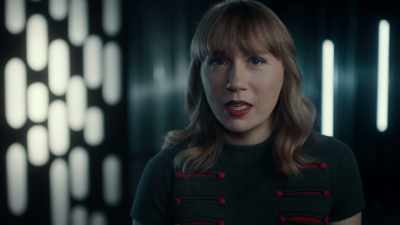 She knows she's going to
make mistakes - James Cameron's Story of Science Fiction
