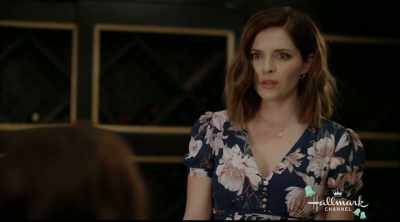 She knows
that the two of you are over, - Yes, I Do