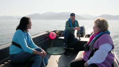 -- SHE LAUGHS - Extraordinary Escapes with Sandi Toksvig