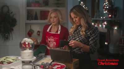 She liked to keep her memories
of Dad close to her. - My Christmas Hero