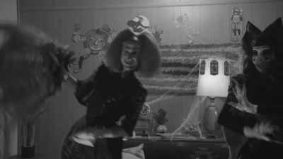 ♪ She looked at me once,
then she looked again ♪ - The Boulet Brothers' Dragula: Titans