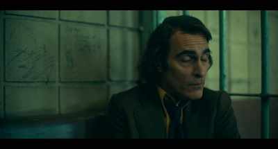 She lost her father. You know...
her mom was awful to her. - Joker: Folie à Deux