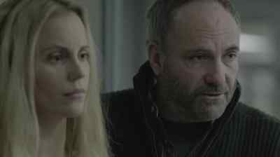 - She made a mistake.
- There were 15 photos. - The Bridge