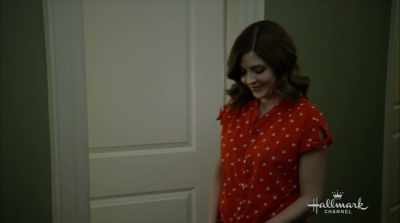 She makes you smile, Daddy. - Love Unleashed