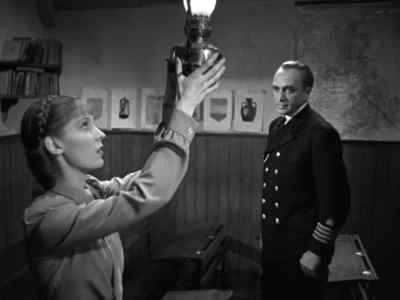 - She met with an accident?
- Yes, an accident. - The Spy in Black