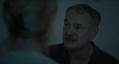 - She might know where she is.
- I know where she is. - Reawakening