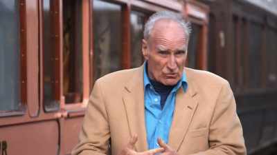 She might not have
been a great engineer - Great Rail Restorations with Peter Snow