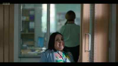SHE MOUTHS - Waterloo Road
