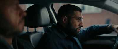 - She must be a ten. - Max. a five. - Darkland: The Return
